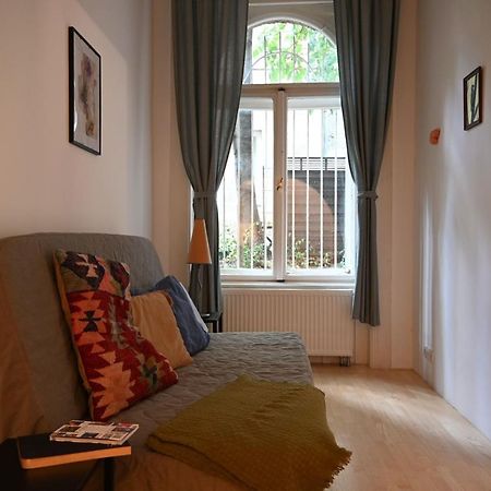Quiet Haven In The Middle Of The City Budapest Extérieur photo